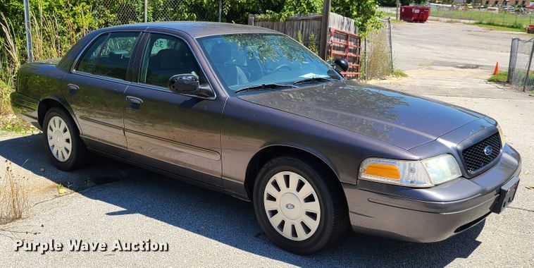 image for item GY9481 2007 Ford Crown Victoria Police Interceptor