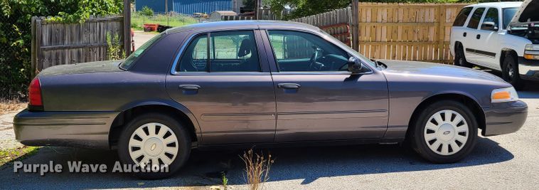 image for item GY9481 2007 Ford Crown Victoria Police Interceptor