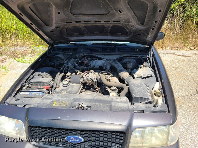 image for item GY9481 2007 Ford Crown Victoria Police Interceptor