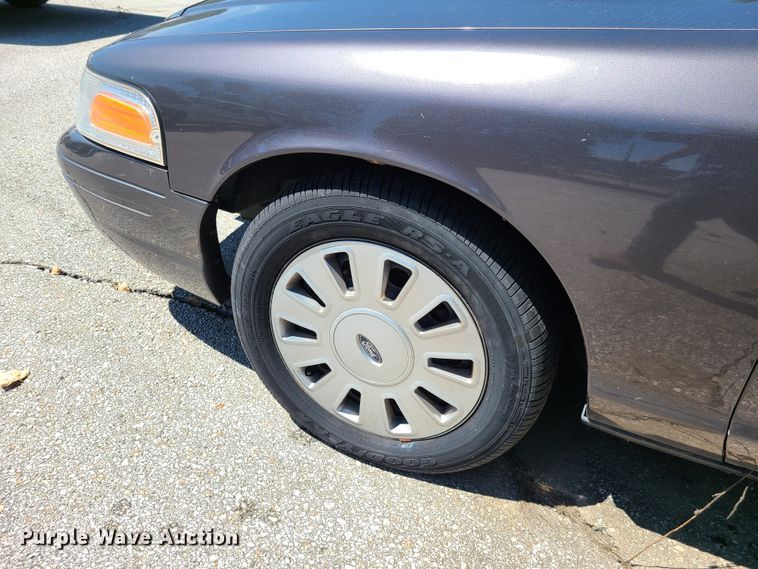 image for item GY9481 2007 Ford Crown Victoria Police Interceptor