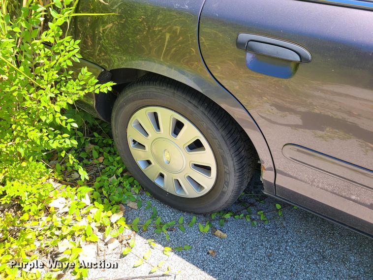 image for item GY9481 2007 Ford Crown Victoria Police Interceptor