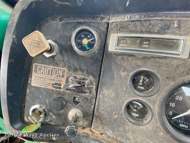 image for item HA9645 1989 Ford L8000  sewage pump truck