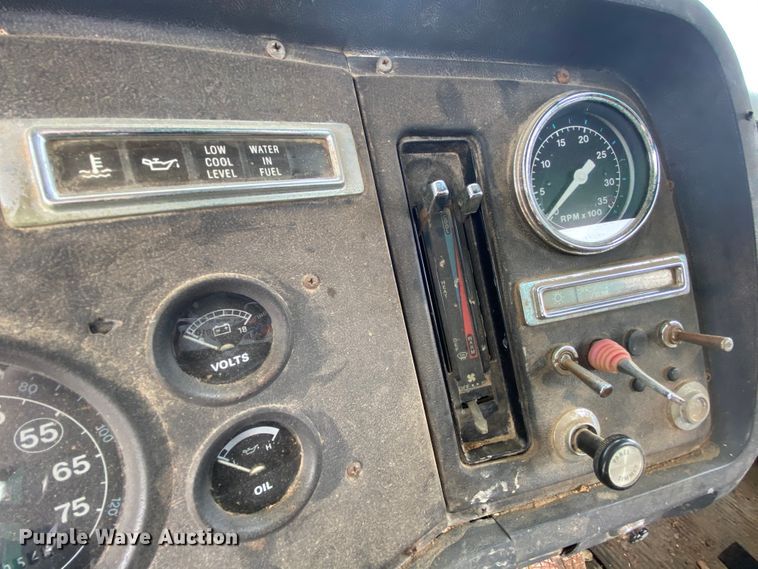 image for item HA9645 1989 Ford L8000  sewage pump truck