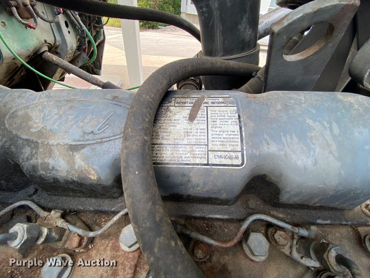 image for item HA9645 1989 Ford L8000  sewage pump truck