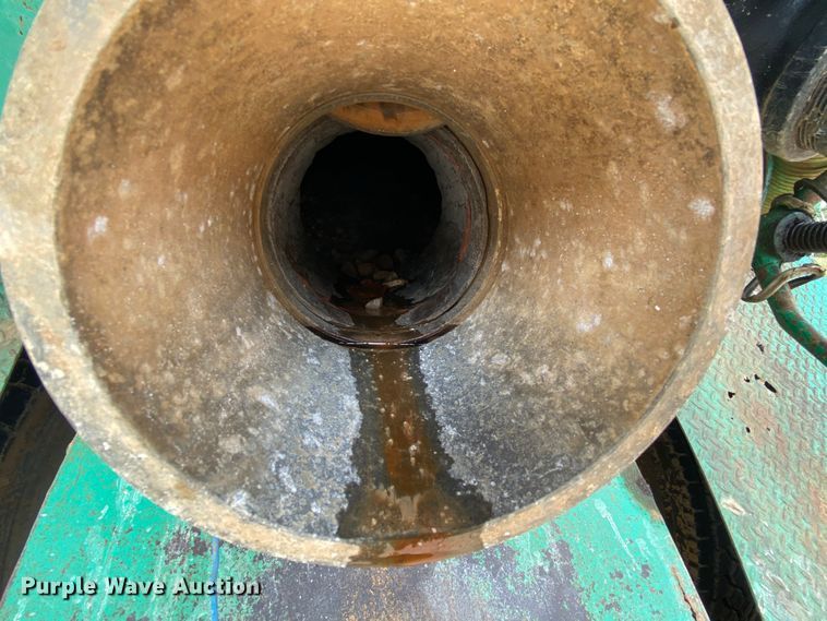 image for item HA9645 1989 Ford L8000  sewage pump truck