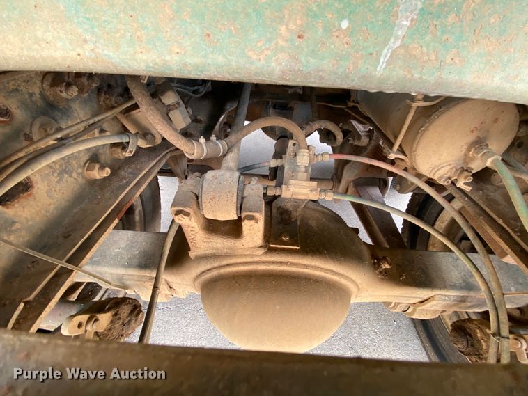 image for item HA9645 1989 Ford L8000  sewage pump truck