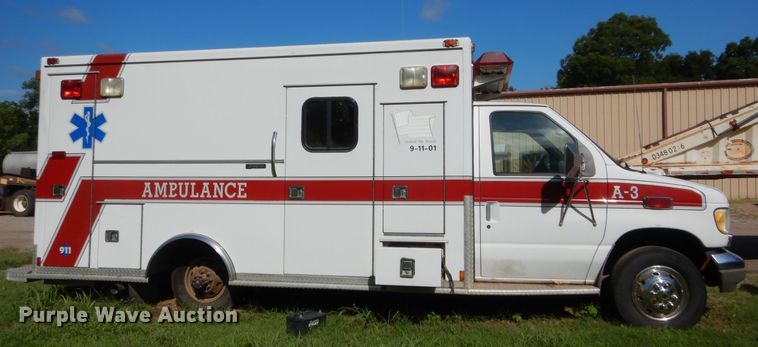 image for item HB9317 1995 Ford Econoline E350  ambulance