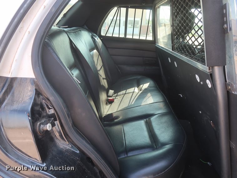 image for item HB9412 2008 Ford Crown Victoria Police Interceptor