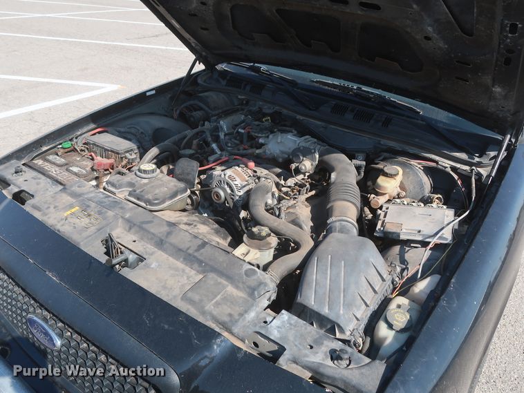 image for item HB9412 2008 Ford Crown Victoria Police Interceptor