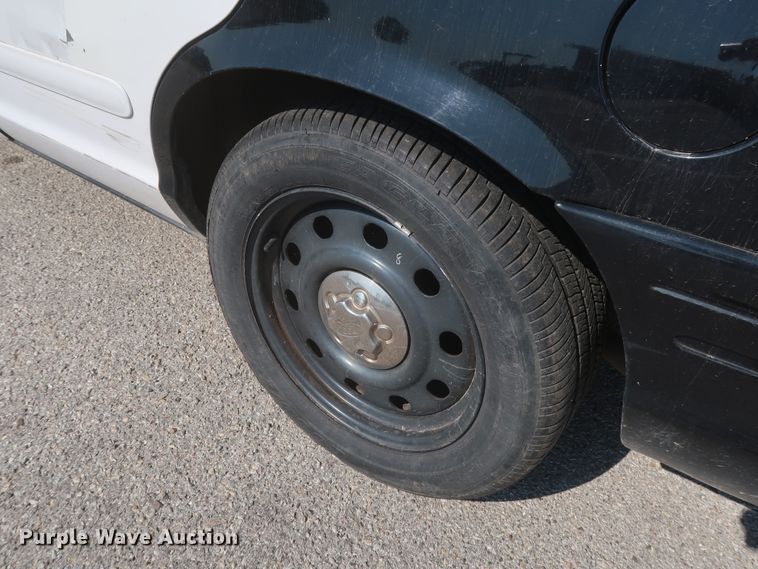 image for item HB9412 2008 Ford Crown Victoria Police Interceptor