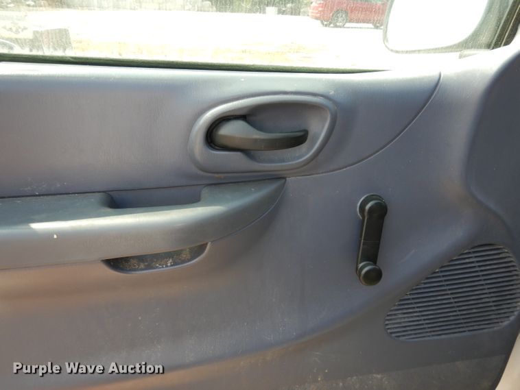 image for item HD9377 2000 Ford F150  pickup truck