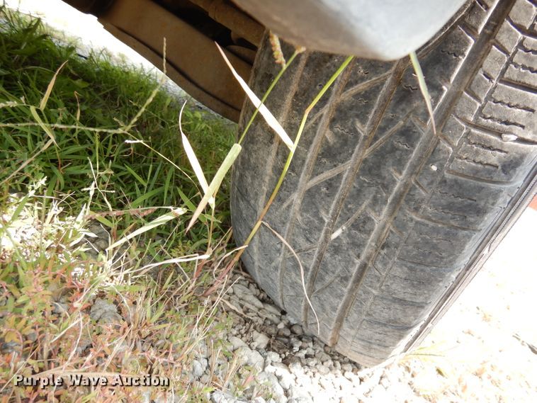 image for item HD9377 2000 Ford F150  pickup truck