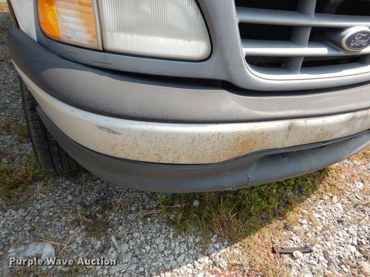 image for item HD9377 2000 Ford F150  pickup truck