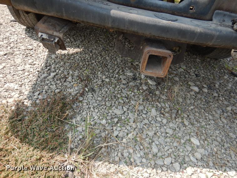 image for item HD9377 2000 Ford F150  pickup truck