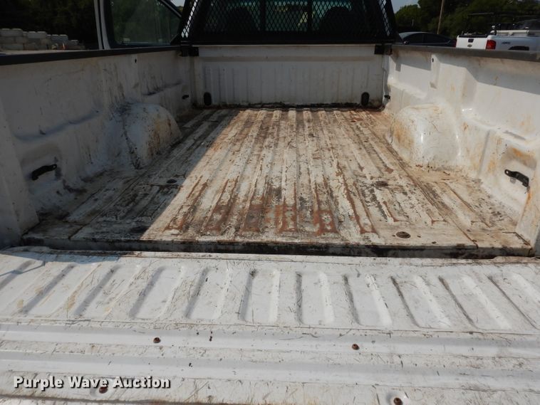 image for item HD9377 2000 Ford F150  pickup truck