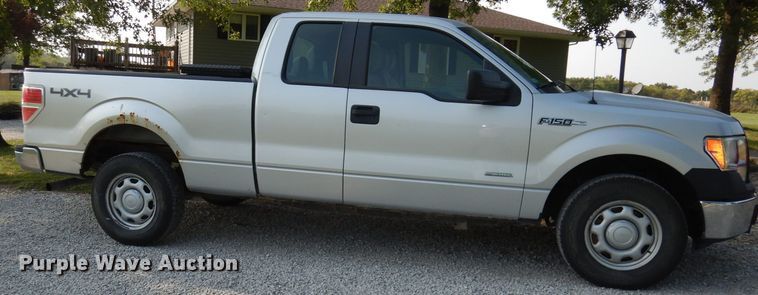 image for item HD9383 2011 Ford F150 XL  SuperCab pickup truck