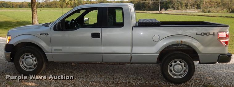 image for item HD9383 2011 Ford F150 XL  SuperCab pickup truck