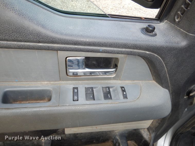 image for item HD9383 2011 Ford F150 XL  SuperCab pickup truck