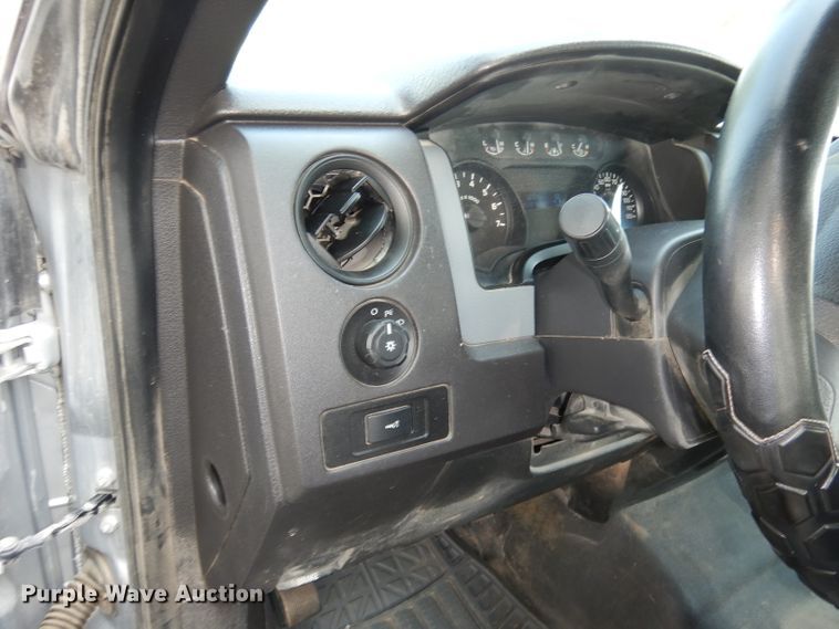 image for item HD9383 2011 Ford F150 XL  SuperCab pickup truck