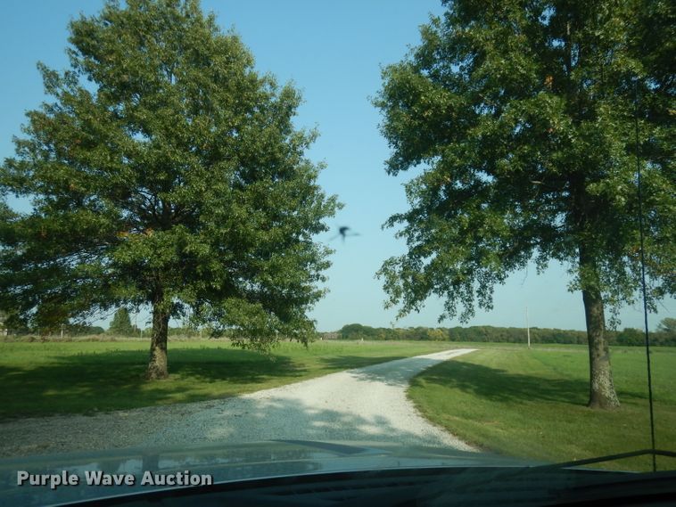 image for item HD9383 2011 Ford F150 XL  SuperCab pickup truck