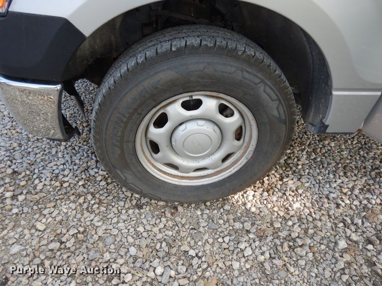 image for item HD9383 2011 Ford F150 XL  SuperCab pickup truck