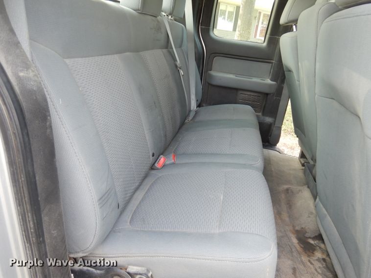 image for item HD9383 2011 Ford F150 XL  SuperCab pickup truck