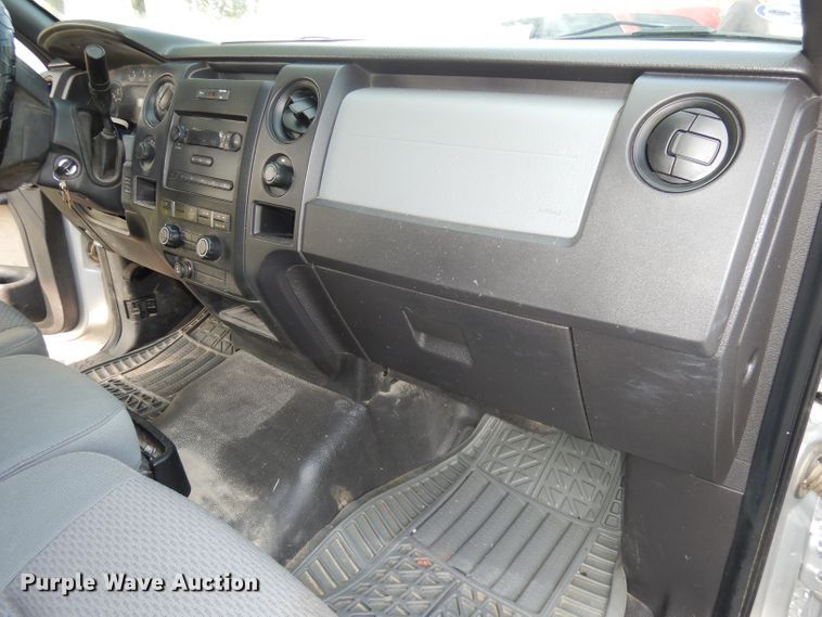 image for item HD9383 2011 Ford F150 XL  SuperCab pickup truck