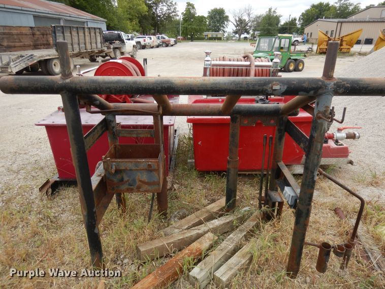 image for item HD9406 Truck Quip headache rack