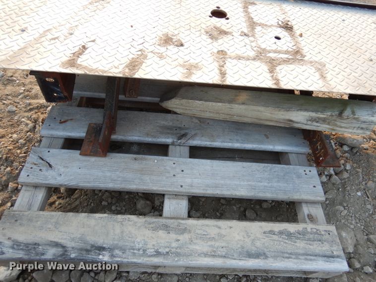 image for item HD9442 Fire truck front landing