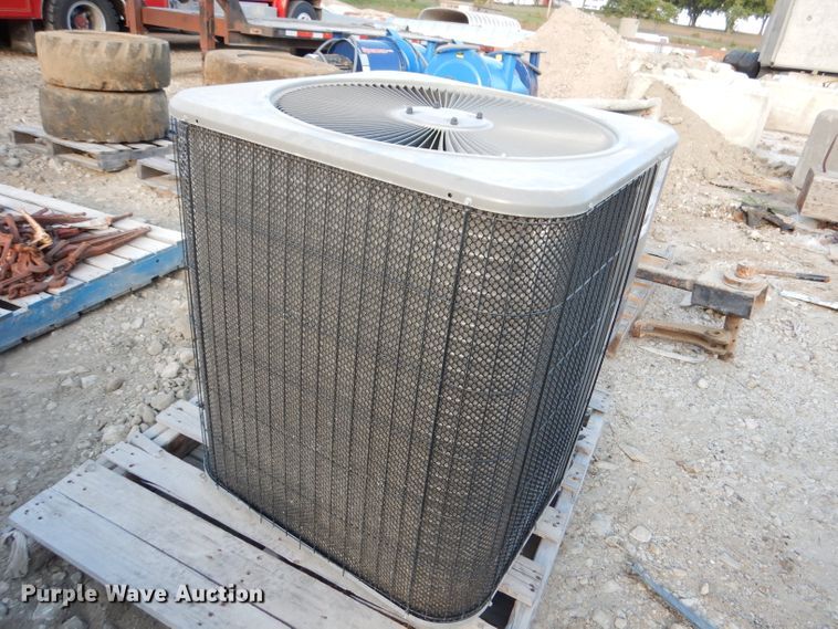 image for item HD9444 Lennox TSA060S4N45Y AC unit