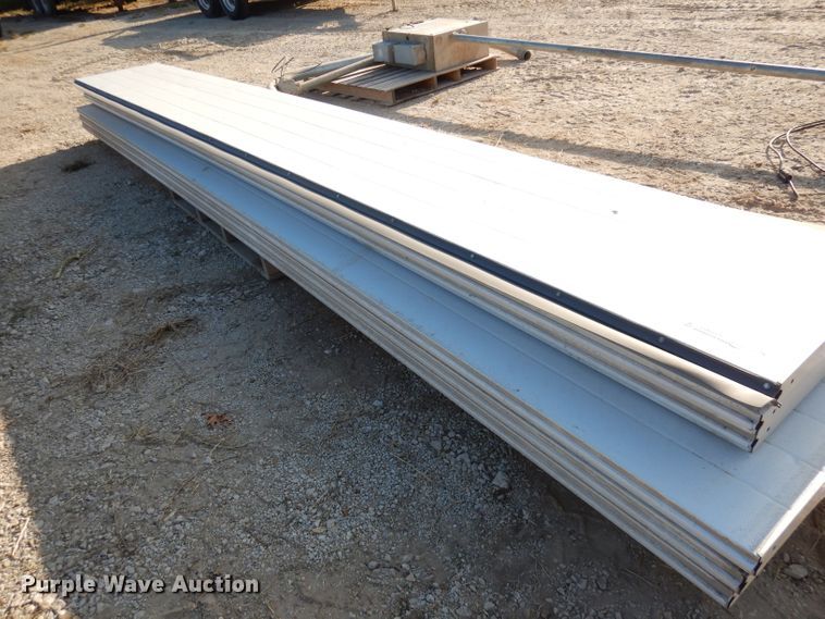 image for item HD9453 16'W x 12'H garage door