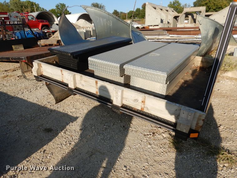 image for item HD9455 Flatbed