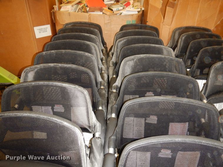 image for item HD9462 (25) Avis folding chairs