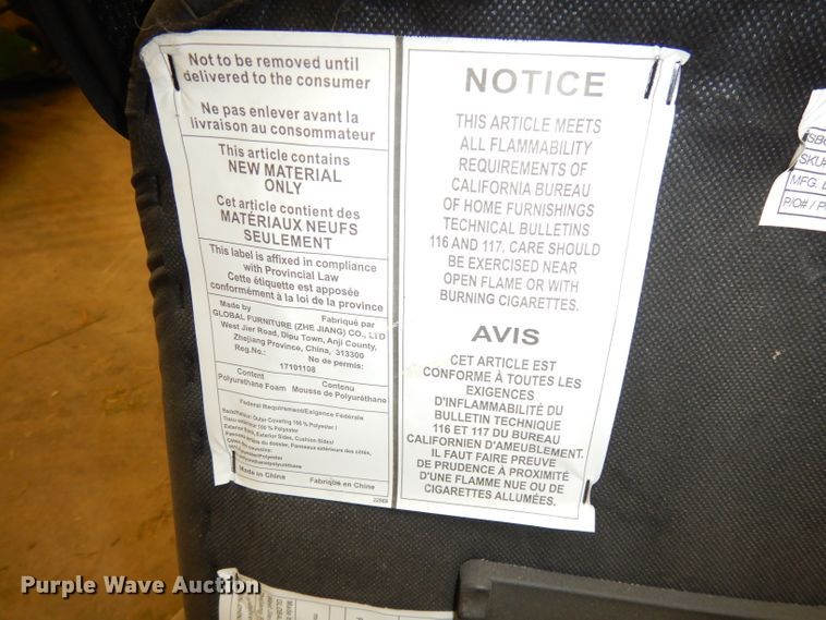 image for item HD9462 (25) Avis folding chairs