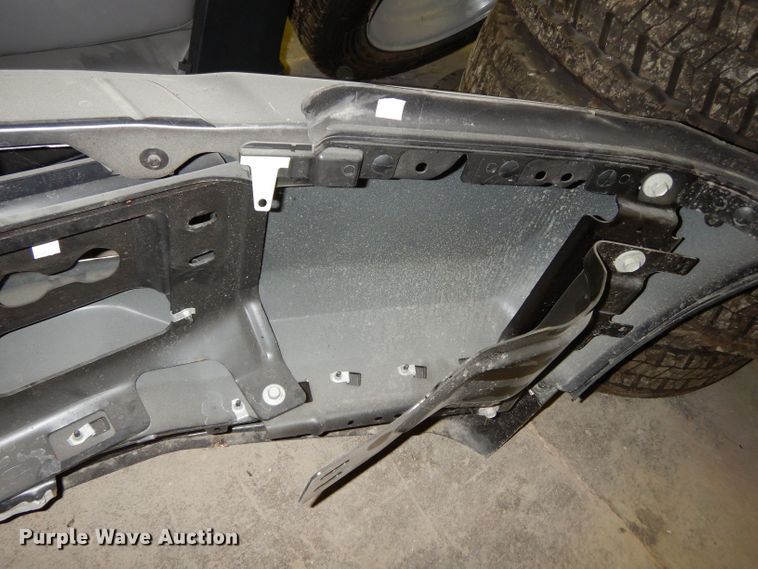 image for item HD9463 2017 Ford F550 truck parts