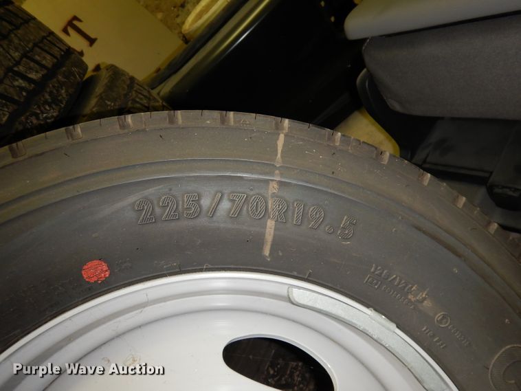 image for item HD9464 (6) Continental 225/70R19.5 tires and wheels