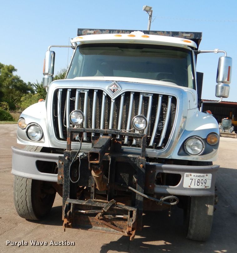 image for item HD9469 2008 International WorkStar 7500  dump truck