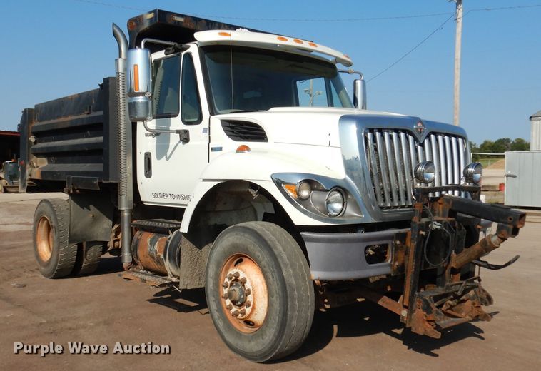 image for item HD9469 2008 International WorkStar 7500  dump truck