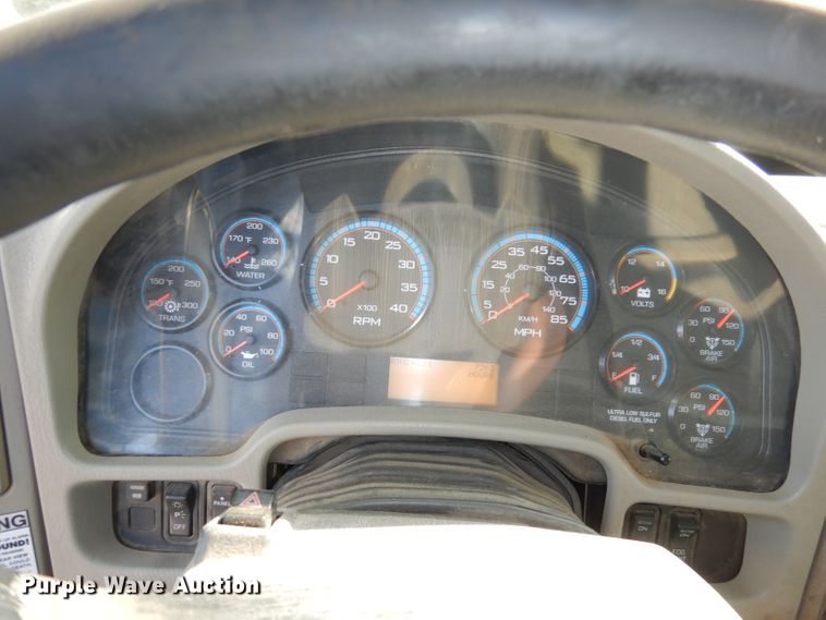 image for item HD9469 2008 International WorkStar 7500  dump truck