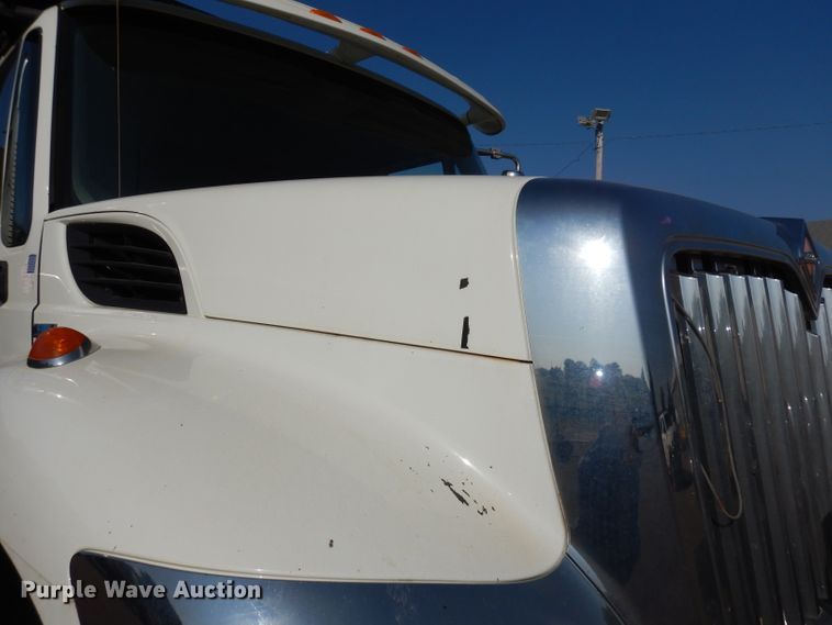 image for item HD9469 2008 International WorkStar 7500  dump truck