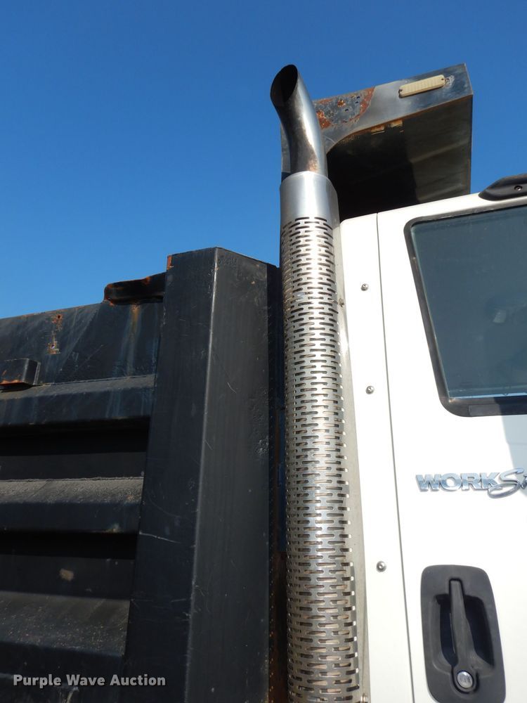 image for item HD9469 2008 International WorkStar 7500  dump truck