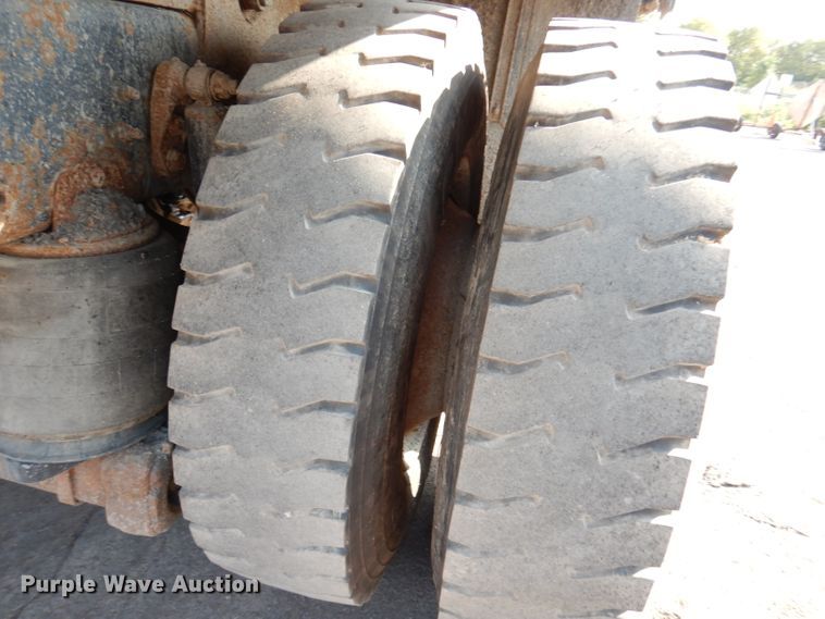 image for item HD9469 2008 International WorkStar 7500  dump truck