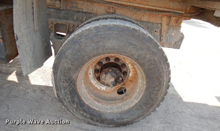 image for item HD9469 2008 International WorkStar 7500  dump truck