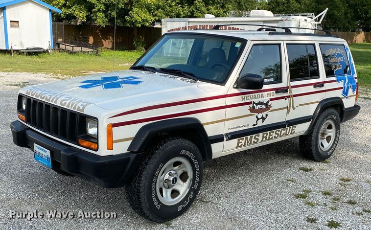 image for item HE9758 1998 Jeep Cherokee  SUV