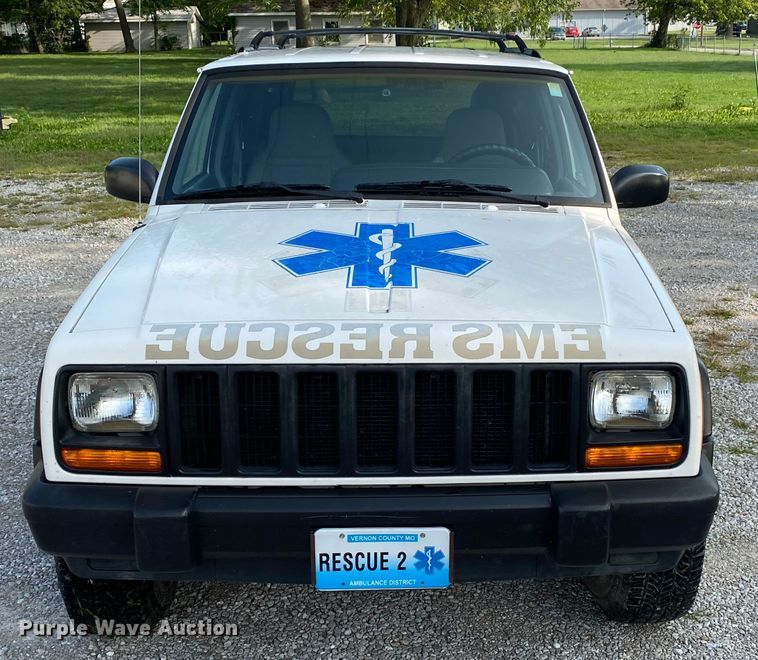 image for item HE9758 1998 Jeep Cherokee  SUV