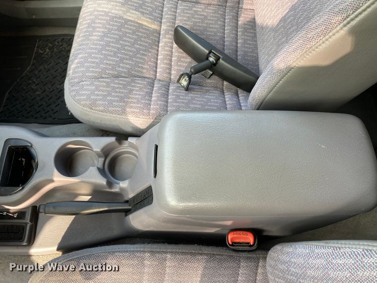 image for item HE9758 1998 Jeep Cherokee  SUV