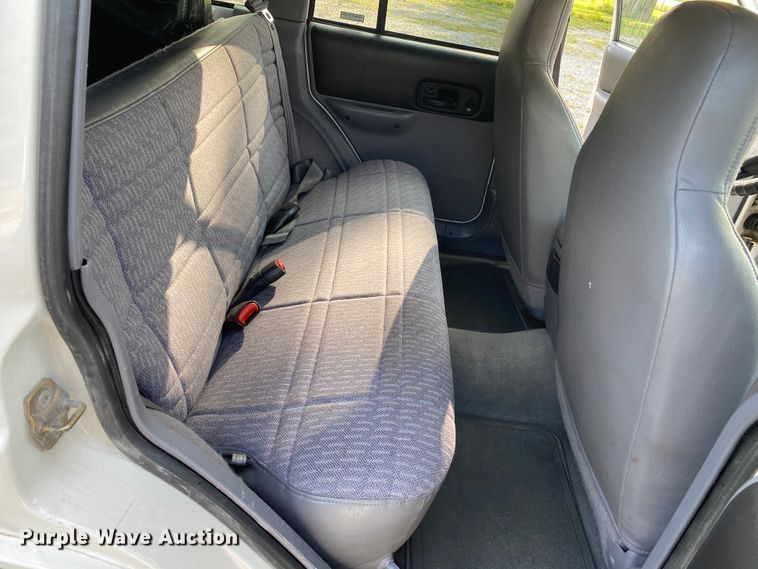 image for item HE9758 1998 Jeep Cherokee  SUV