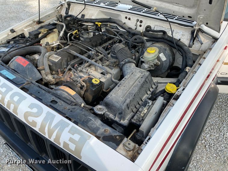 image for item HE9758 1998 Jeep Cherokee  SUV