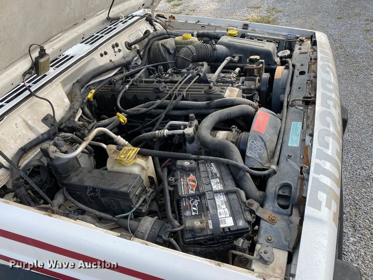 image for item HE9758 1998 Jeep Cherokee  SUV