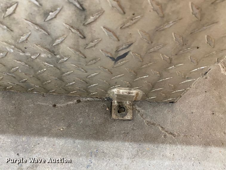 image for item HE9767 Tradesman fuel tank